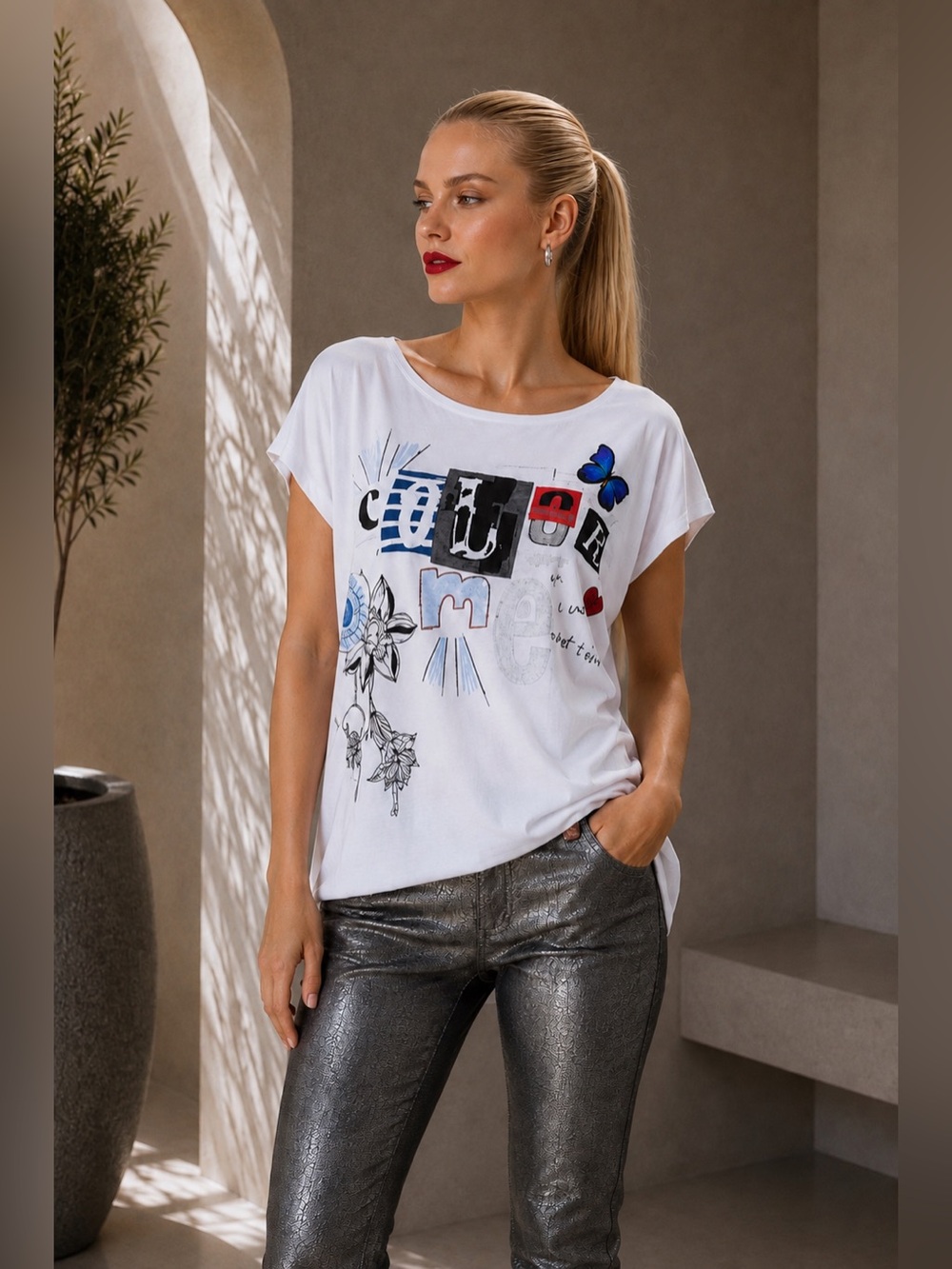 NWT Desigual White Graphic Art Tee Butterfly Print Short Sleeve Top Size M